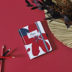CARNET A6 AVEC ELASTIQUE 48 PAGES