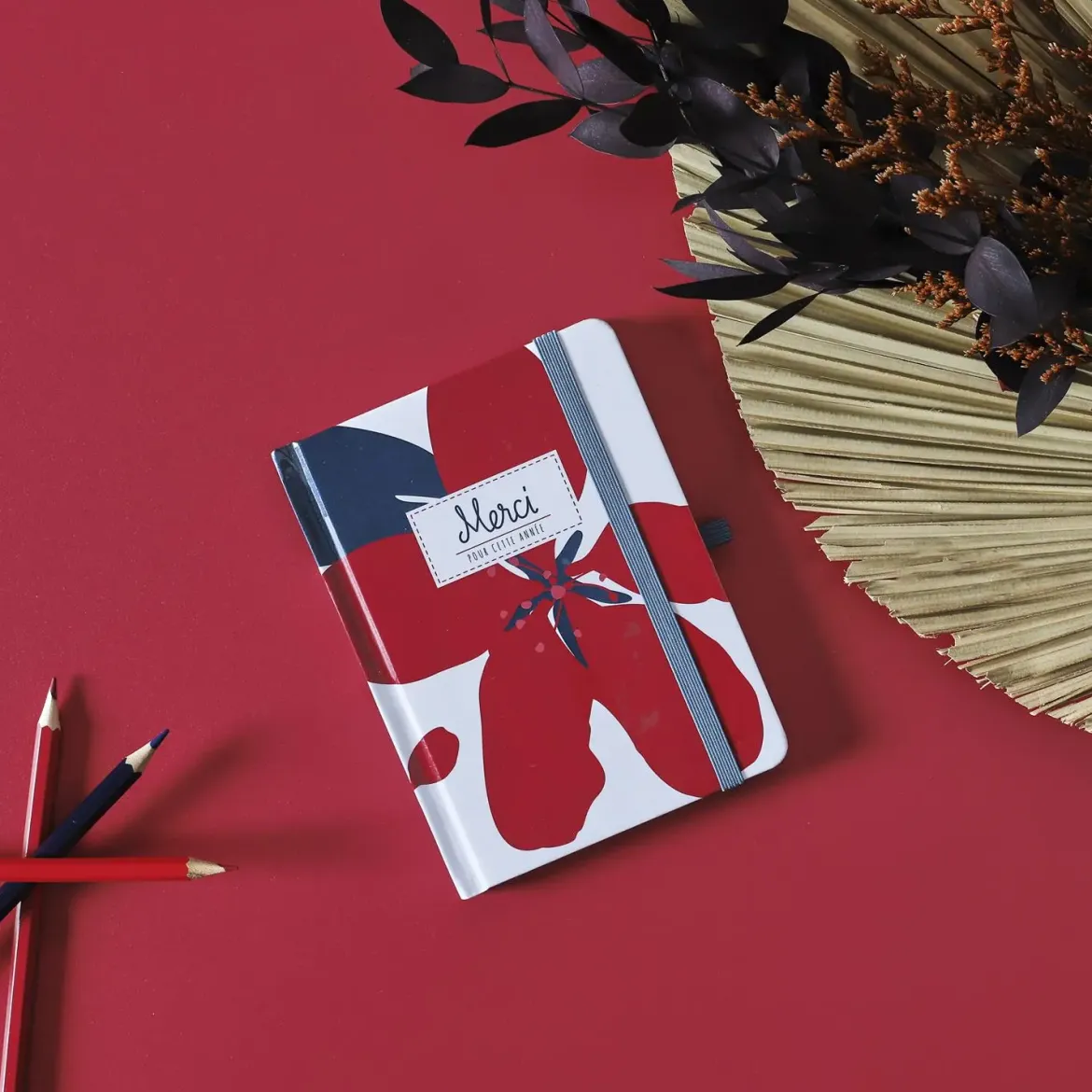 CARNET A6 AVEC ELASTIQUE 48 PAGES