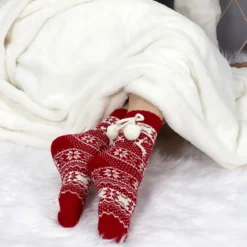 CHAUSSETTES POMPONS ADULTE
