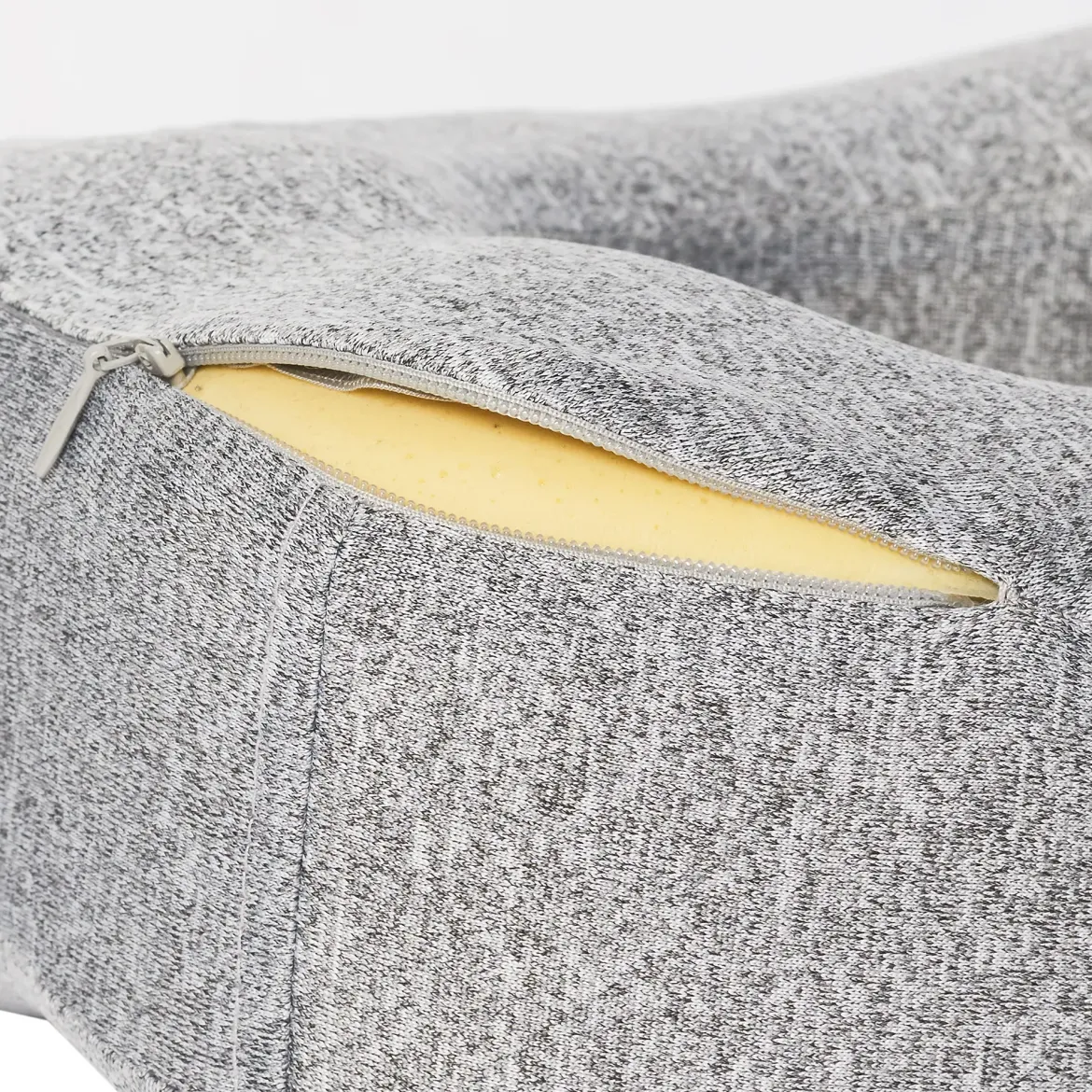 COUSSIN DE VOYAGE MEMOIRE DE FORME ENROULABLE