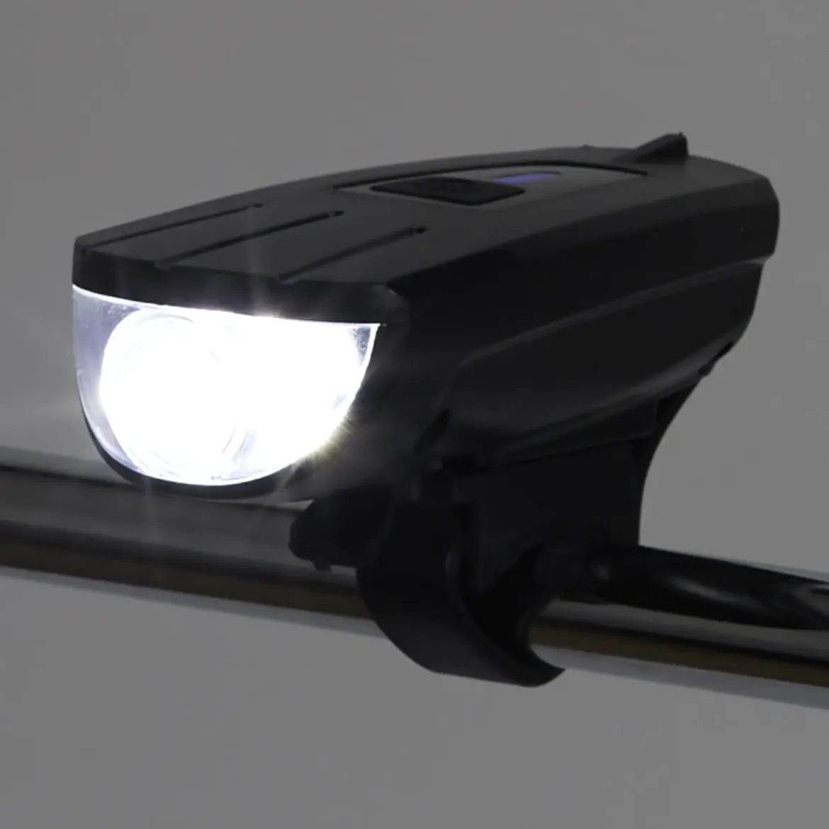 ECLAIRAGE AVANT 180 LUMENS RECHARGEABLE