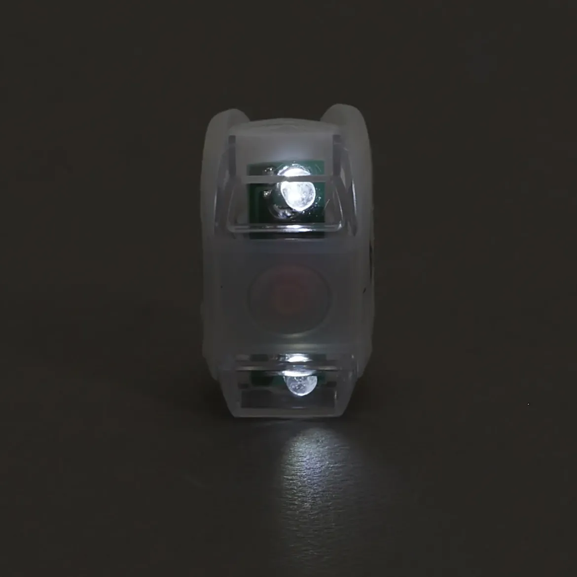 ECLAIRAGE LED AVANT ET ARRIERE 4 LUMENS