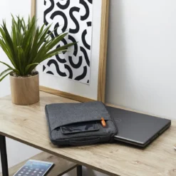 HOUSSE DE PROTECTION PC MULTIPOCHE
