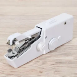 MACHINE A COUDRE PORTABLE