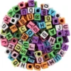PERLES ACRYLIQUES LETTRES CARREES OPAQUES 0.7 CM X 180 PCS