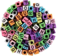 PERLES ACRYLIQUES LETTRES CARREES OPAQUES 0.7 CM X 180 PCS