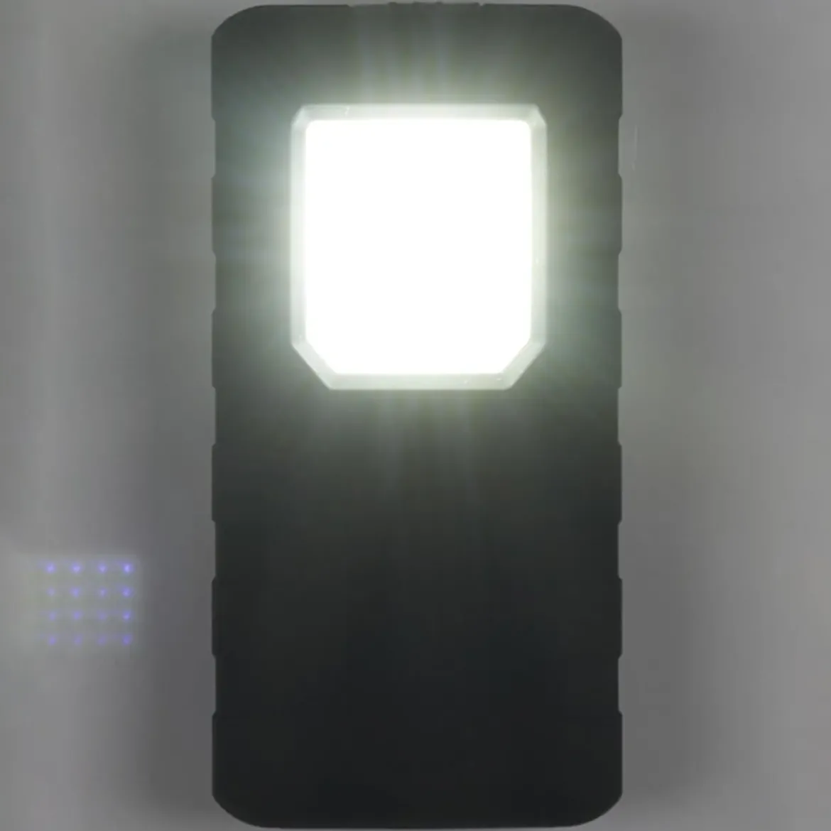 PETIT LUMINAIRE COB UTILITAIRE