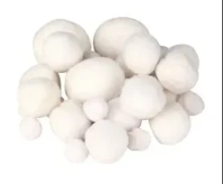 POMPONS BLANCS 1.5CM A 4CM X72 PIECES