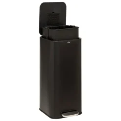 POUBELLE A PEDALE CARRE DELTA 30L NOIRE
