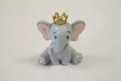 RESINE ELEPHANT AVEC COURONNE DOREE MOYEN MODELE