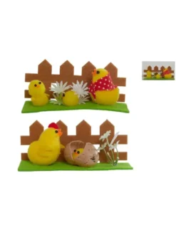 SCENE DE PAQUES AVEC POUSSINS