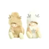 SUJET FILLE RENNE ASSIS 10X4CM