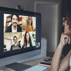 WEBCAM AVEC SUPPORT